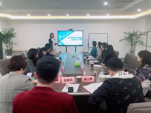 重慶市甘肅商會開展 商務禮儀 與 企業保險資產規劃 活動