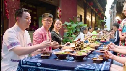 重慶美食不止火鍋 探索多樣渝宴與獨(dú)特禮儀文化